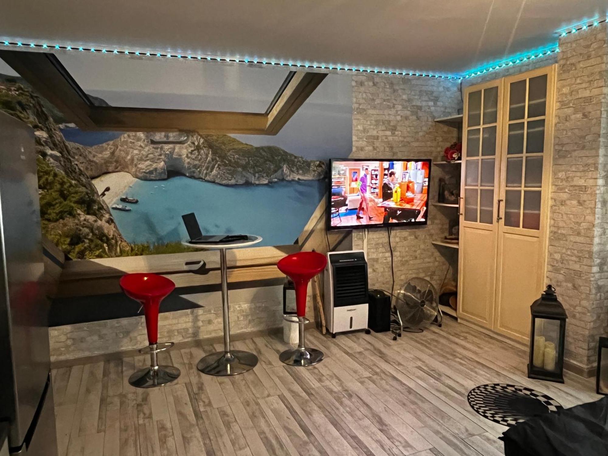 Monfas Apartment Provence In براغ المظهر الخارجي الصورة